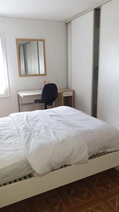 Maison De Ville 102M2 3 Chambres 몽티그니레브레통노 외부 사진