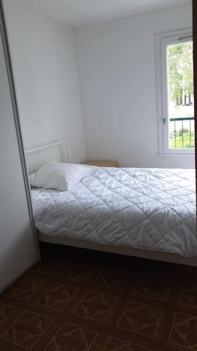Maison De Ville 102M2 3 Chambres 몽티그니레브레통노 외부 사진