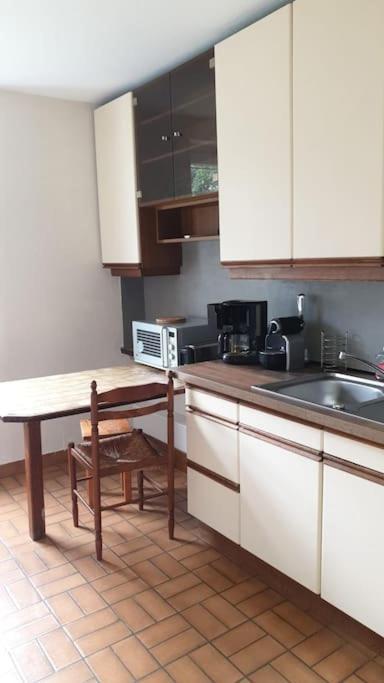 Maison De Ville 102M2 3 Chambres 몽티그니레브레통노 외부 사진